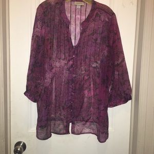 🔥Dress Barn women’s sheer blouse.